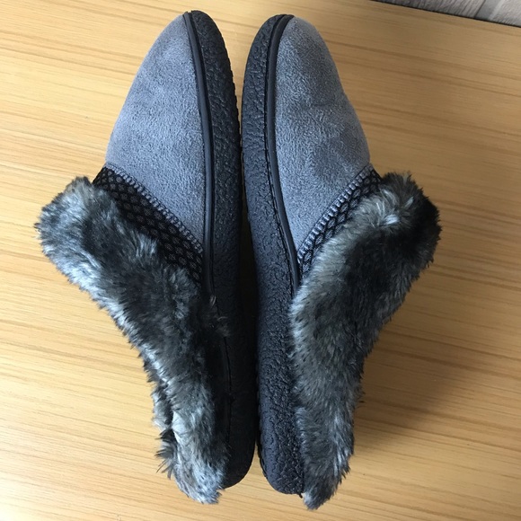 Isotoner Microsuede Addie Hoodback Ash Medium 8.5-9 - Picture 3 of 12